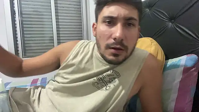 Snapshot of Heytincho chatting on February 26, 2026, 3:50 am Heytincho online show from February 26, 2026, 3:50 am