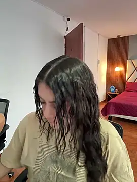 Luna rousse26 online show from March 30, 2026, 12:17 pm