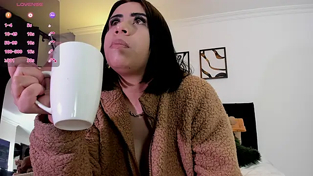 maite evanss online show from April 9, 2026, 6:19 am