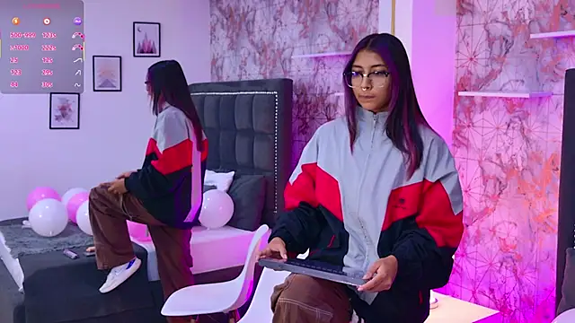 Raven Gloomy online show from April 1, 2026, 12:17 pm