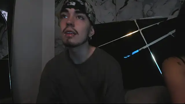 Couple In Heat online show from March 25, 2026, 7:46 pm