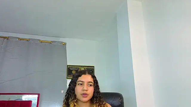goodgirlxxl online show from June 1, 2026, 1:06 am