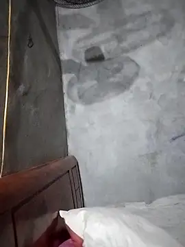 Snapshot of Baby_flower_1 chatting on February 19, 2026, 1:52 pm Baby flower 1 online show from February 19, 2026, 1:52 pm