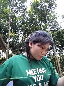 Snapshot of Baby_flower_1 chatting on February 21, 2026, 8:05 am Baby flower 1 online show from February 21, 2026, 8:05 am