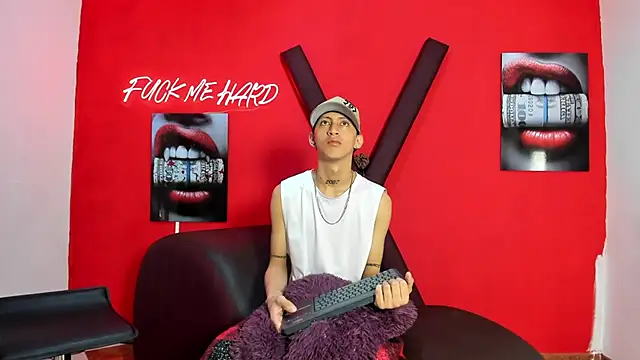 Snapshot of BOYS_PLAY chatting on February 24, 2026, 1:12 pm BOYS PLAY online show from February 24, 2026, 1:12 pm