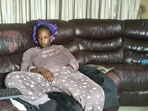 Sky-Diamond online show from March 26, 2026, 9:13 pm