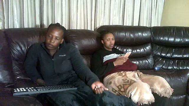 Sky-Diamond online show from April 23, 2026, 12:29 pm