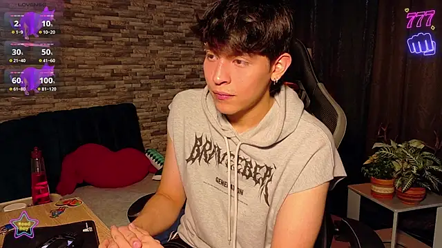 Snapshot of _-Lucky-_ chatting on March 1, 2026, 9:15 pm -Lucky- online show from March 1, 2026, 9:15 pm