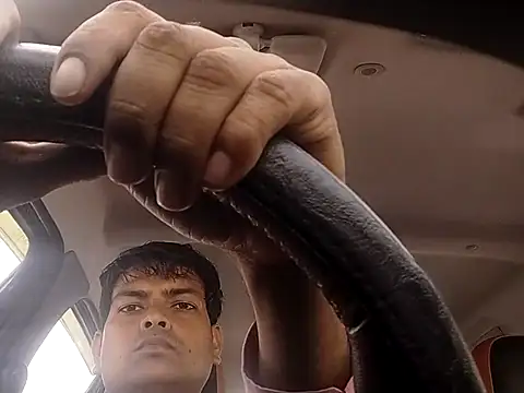 harryxxx82 online show from May 13, 2026, 9:27 am