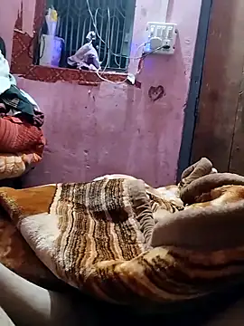 harryxxx82 online show from February 16, 2026, 6:06 pm