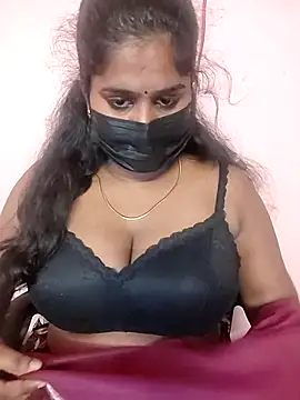 Snapshot of Sravani_ chatting on February 21, 2026, 7:43 am Sravani online show from February 21, 2026, 7:43 am