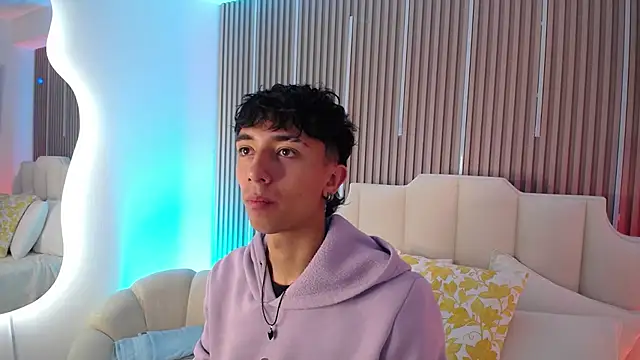 Snapshot of Aiden_Rivers_ chatting on March 2, 2026, 12:56 pm Aiden Rivers online show from March 2, 2026, 12:56 pm