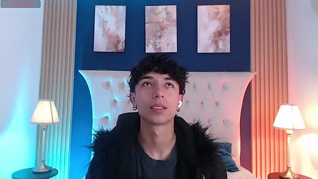 Snapshot of Aiden_Rivers_ chatting on July 8, 2026, 1:12 pm Aiden Rivers online show from July 8, 2026, 1:12 pm