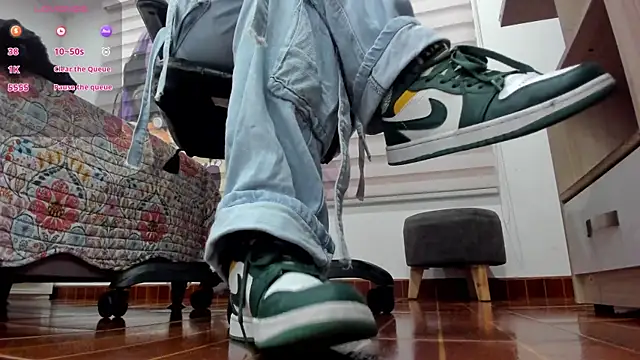 Snapshot of Chanelwill chatting on June 21, 2026, 12:22 pm Chanelwill online show from June 21, 2026, 12:22 pm