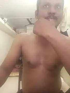 Snapshot of hunk_man chatting on February 26, 2026, 4:40 pm hunk man online show from February 26, 2026, 4:40 pm