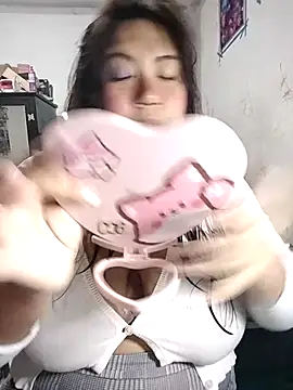 michu kotomi online show from April 16, 2026, 7:42 am