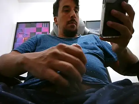 Snapshot of Loadedboyhot chatting on March 1, 2026, 6:13 am Loadedboyhot online show from March 1, 2026, 6:13 am