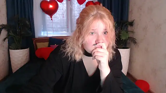 Snapshot of StripGyrl chatting on March 1, 2026, 1:27 am StripGyrl online show from March 1, 2026, 1:27 am