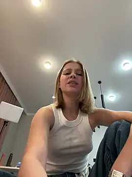 Snapshot of Eva_Leen chatting on February 26, 2026, 4:07 pm Eva Leen online show from February 26, 2026, 4:07 pm