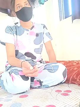 queen roni online show from February 16, 2026, 10:58 am