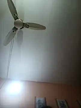 Cute jaanux online show from February 28, 2026, 8:25 am