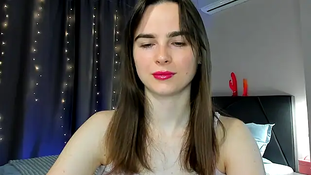 megann fox2 online show from March 6, 2026, 8:42 am