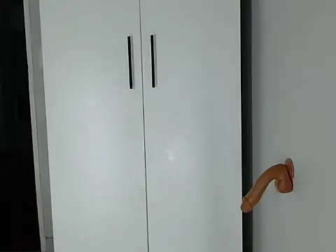 Loyal Sashaa online show from March 6, 2026, 2:01 pm