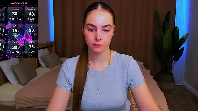 Maddy Wood  online show from March 5, 2026, 8:11 am