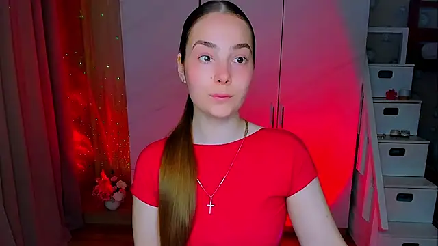 Maddy Wood  online show from May 18, 2026, 9:03 am