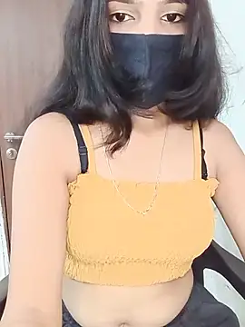 Snapshot of Cutie_babes01 chatting on June 13, 2026, 2:15 pm Cutie babes01 online show from June 13, 2026, 2:15 pm
