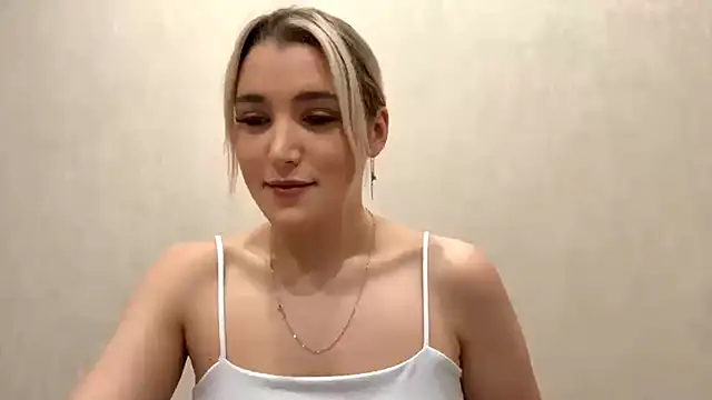 MerryVideo online show from March 5, 2026, 8:05 pm