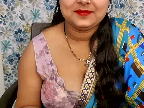 Snapshot of YOUR_URVI_ chatting on February 25, 2026, 7:41 am YOUR URVI online show from February 25, 2026, 7:41 am