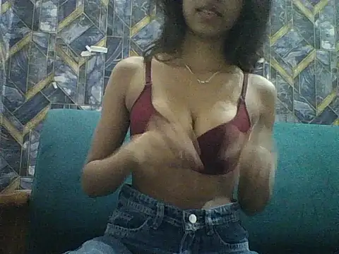 Rani1993 online show from February 22, 2026, 3:35 pm