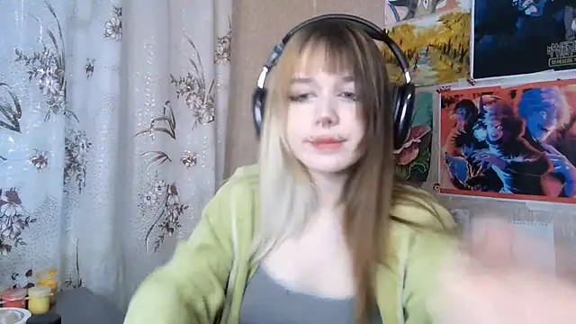 MilaTyan online show from May 29, 2026, 4:13 pm