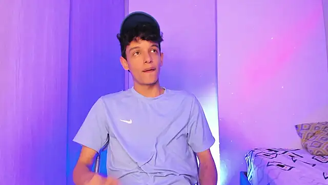 Maxfrost1 online show from February 28, 2026, 12:54 am