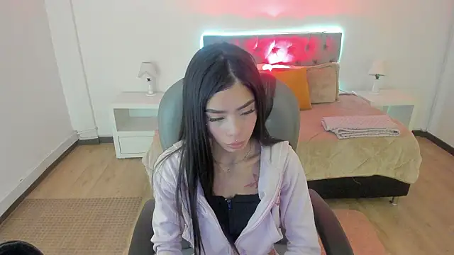 Snapshot of GuggaHell chatting on March 3, 2026, 12:23 pm GuggaHell online show from March 3, 2026, 12:23 pm