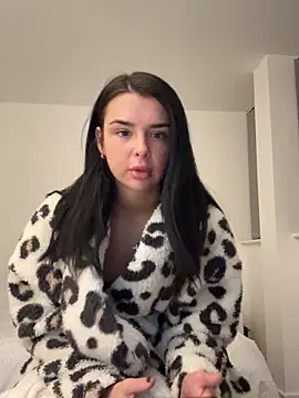 Amberbanxx online show from March 15, 2026, 8:16 pm