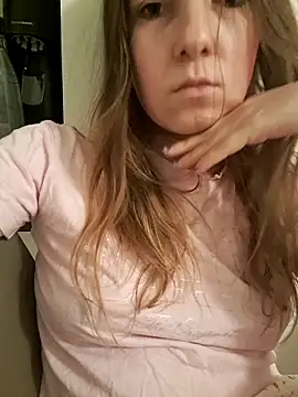 Snapshot of innojuica chatting on February 23, 2026, 5:24 pm innojuica online show from February 23, 2026, 5:24 pm