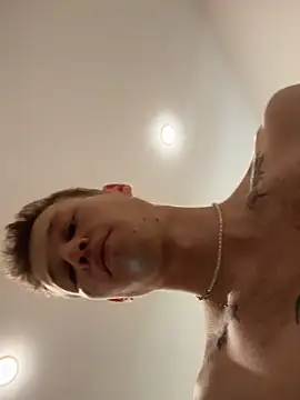 jelisiven online show from April 3, 2026, 9:49 am