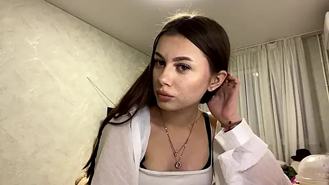 StephaniCute online show from April 12, 2026, 3:37 pm