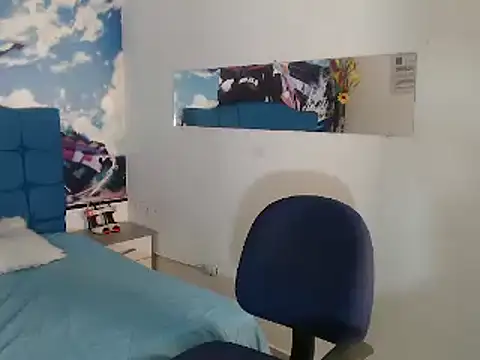 Ailanys Miller online show from April 12, 2026, 1:42 am