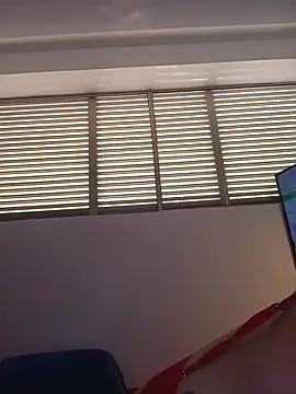 Violeta Collins online show from April 9, 2026, 11:49 am