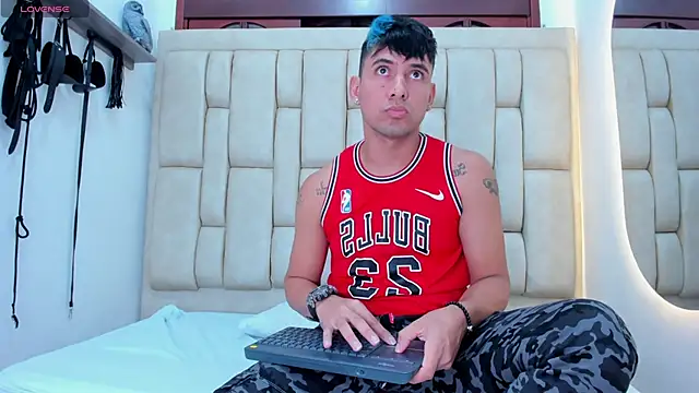 STEVEN OS online show from March 20, 2026, 8:26 am