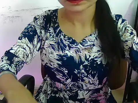Hotsurbhi online show from March 12, 2026, 4:18 am