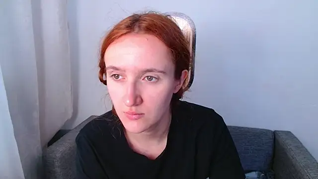 Snapshot of miay_here_ chatting on July 6, 2026, 10:11 am miay here online show from July 6, 2026, 10:11 am