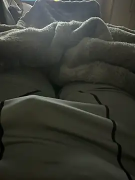 kakarot241515 online show from April 6, 2026, 3:35 am