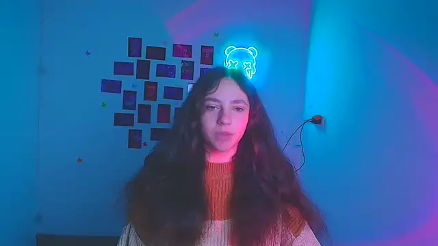 KissMeJulia online show from March 22, 2026, 6:26 am