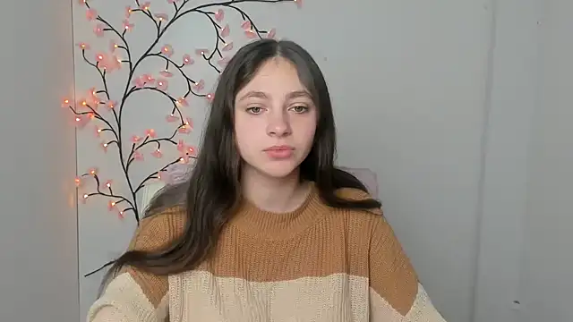 KissMeJulia online show from March 20, 2026, 6:14 am