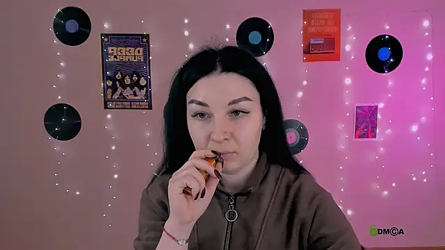 Snapshot of olivia_rage chatting on February 23, 2026, 9:10 am olivia rage online show from February 23, 2026, 9:10 am