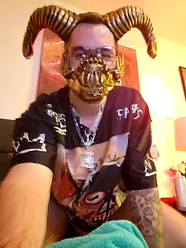 Snapshot of LargeLith chatting on February 27, 2026, 1:06 am LargeLith online show from February 27, 2026, 1:06 am